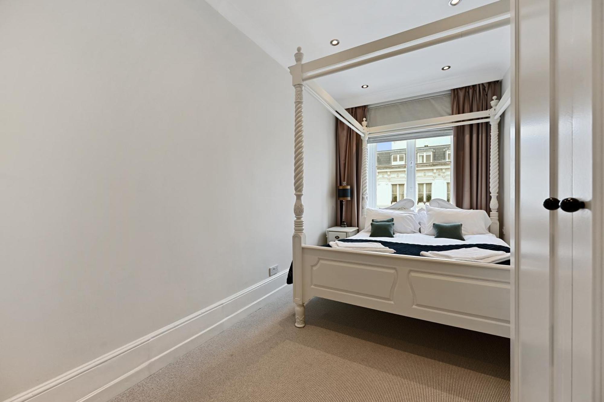 런던 Beautiful 2 King Size Beds 2 Bath- Sleeps 5 In Earls Court 아파트 외부 사진