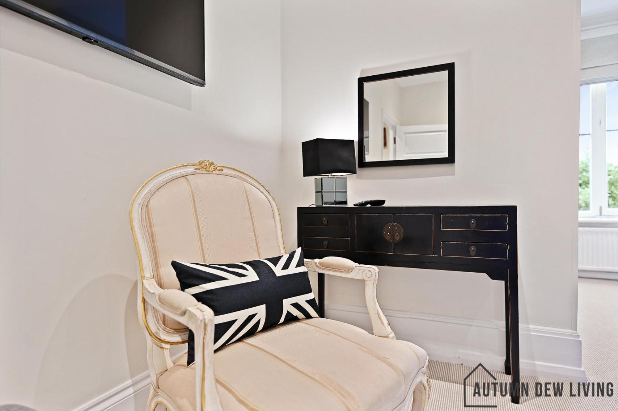 런던 Beautiful 2 King Size Beds 2 Bath- Sleeps 5 In Earls Court 아파트 외부 사진